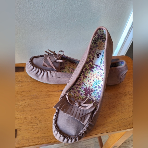 SO Women's Light Brown Moccasins - Picture 3 of 6